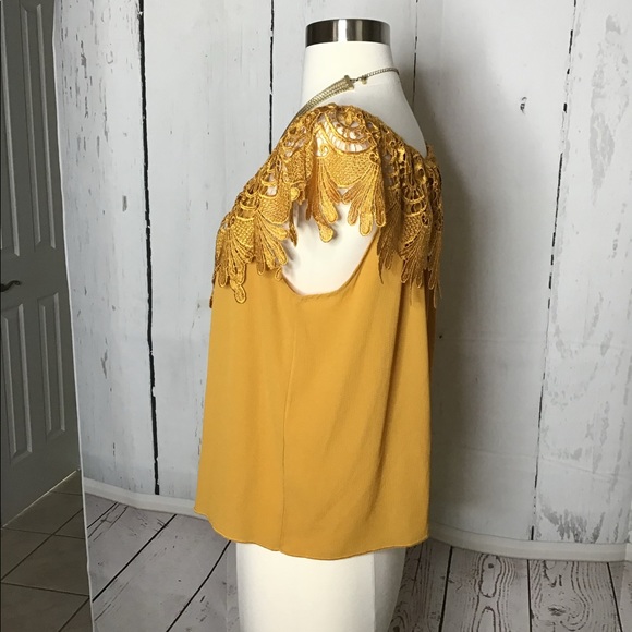 Mustard Top - Picture 15 of 16